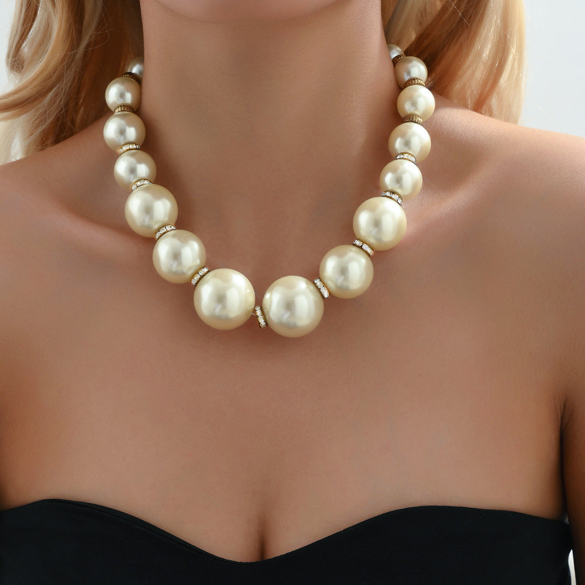 Collar de circonitas con perlas y diseño geométrico minimalista para mujer, con cadena ajustable