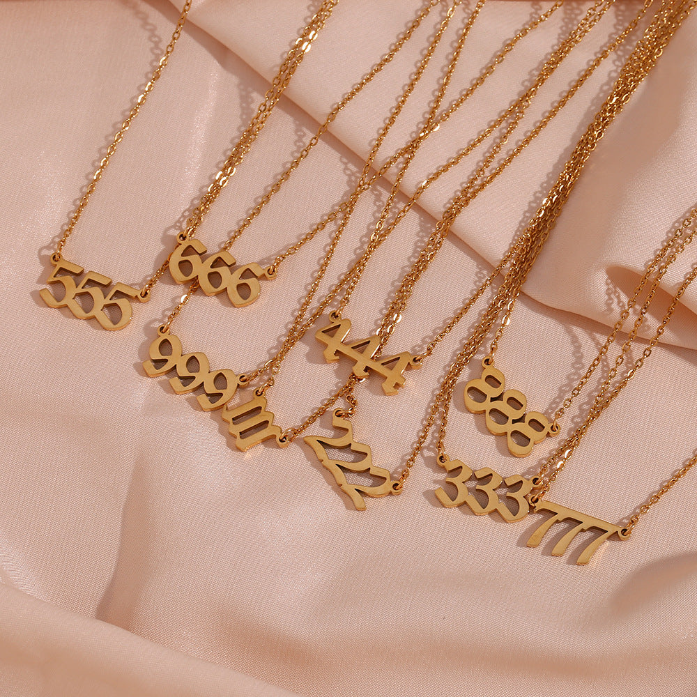 Collar Minimalista con Colgante de Acero Inoxidable Galvanizado con Número de Tres Dígitos y Cadena Ajustable para Mujer