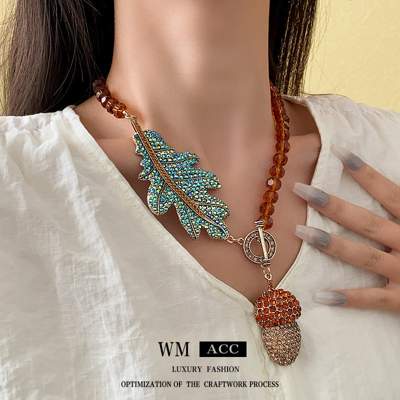 Vintage Style Leaf and Pinecone Pendant Necklace for Women Alloy Metal Plated Clavicle Chain with Geometric Design