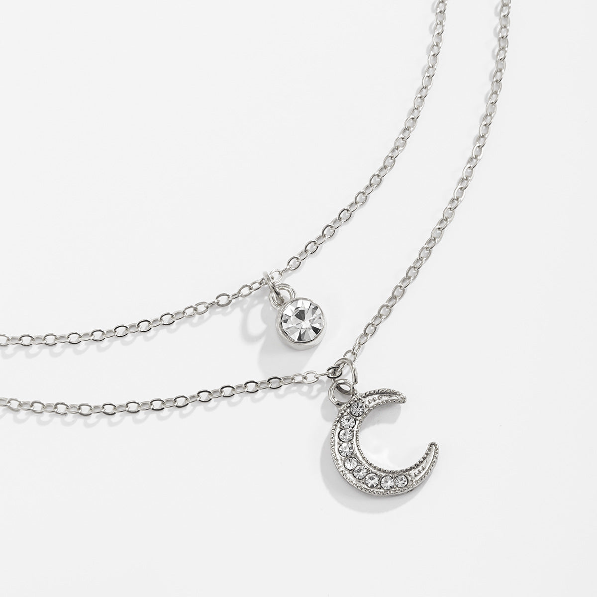Collana da donna a frange con strass minimalisti, a clavicola, pendente in lega a doppio strato a mezzaluna con finitura placcata