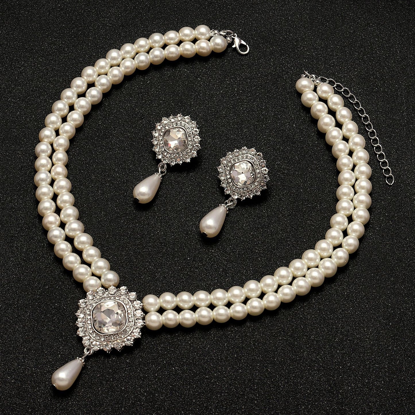 Conjunto de collar y pendientes de perlas naturales en forma de gota de agua con colgante de aleación chapado en cadena de perlas para mujer