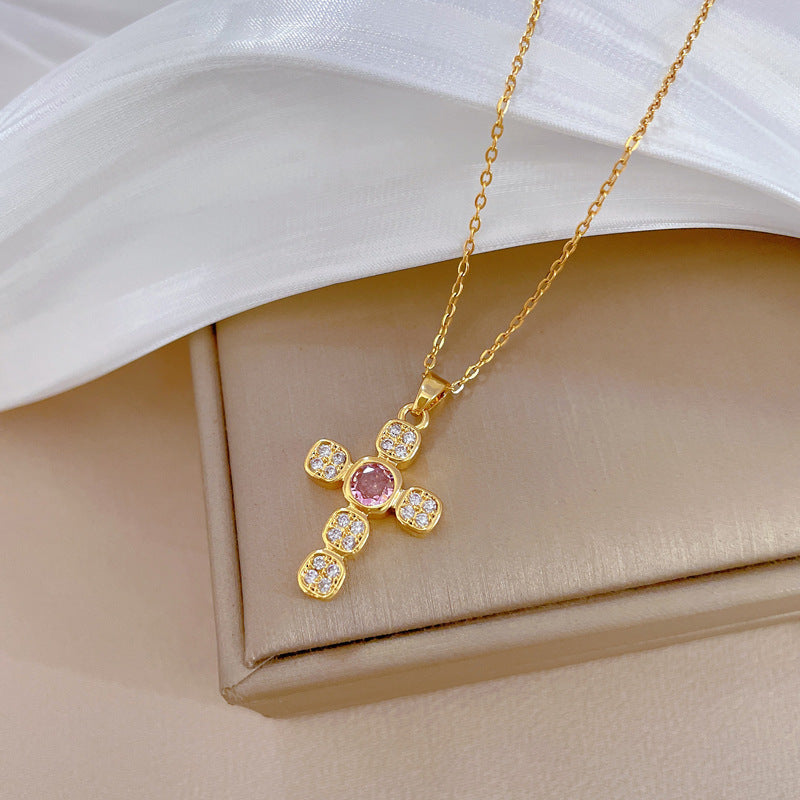 Collana con ciondolo a croce minimalista da donna e uomo in acciaio inossidabile con intarsio di strass su catena a serpente