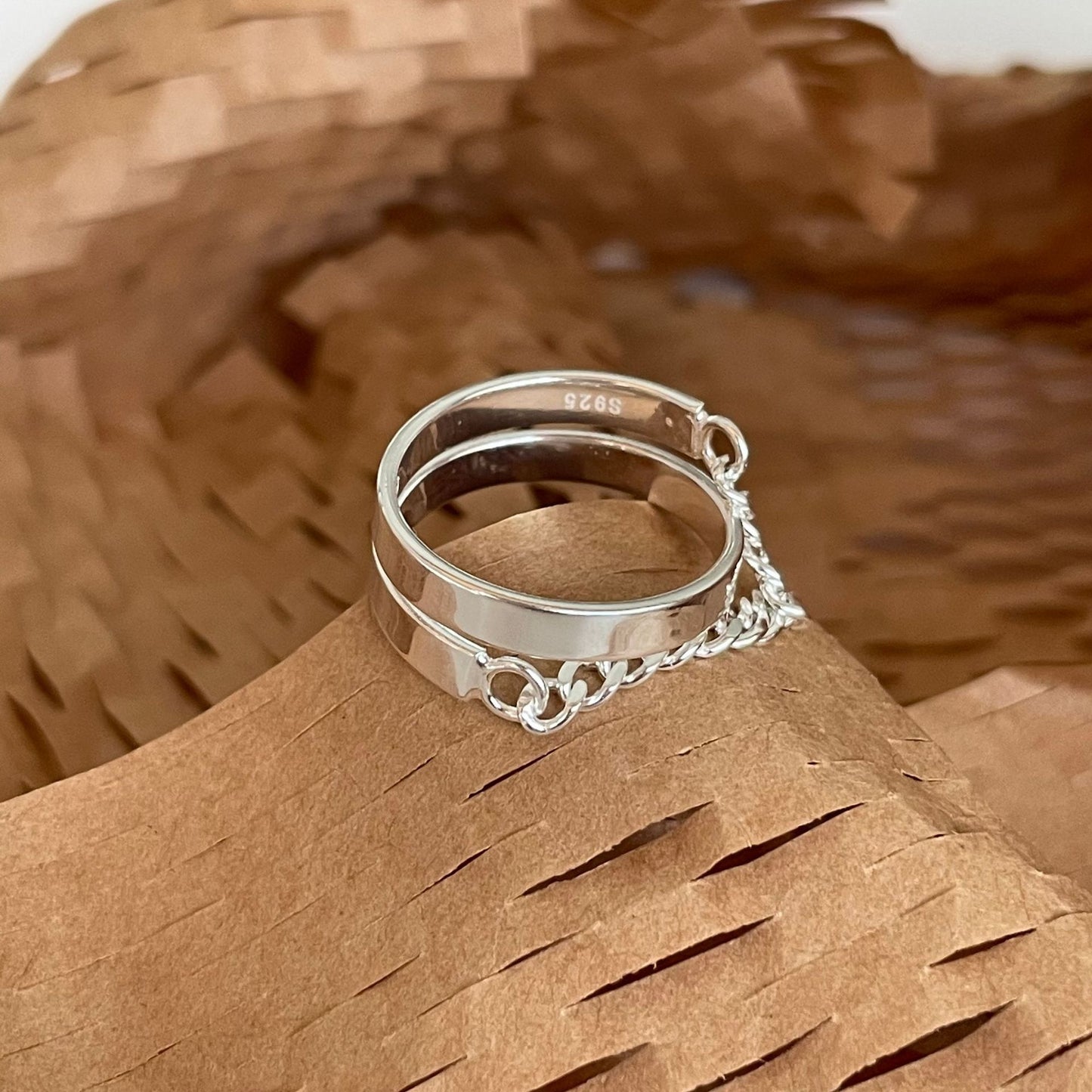 Anello a goccia minimalista a forma di cuore in argento sterling 925 da donna con design geometrico