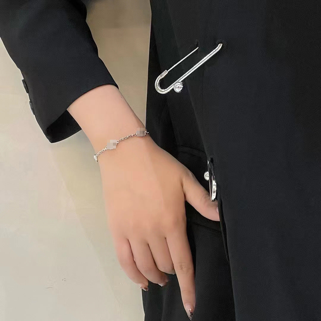 Luxury Elegant Brass Inlaid Cubic Zirconia Bracelet for Women
