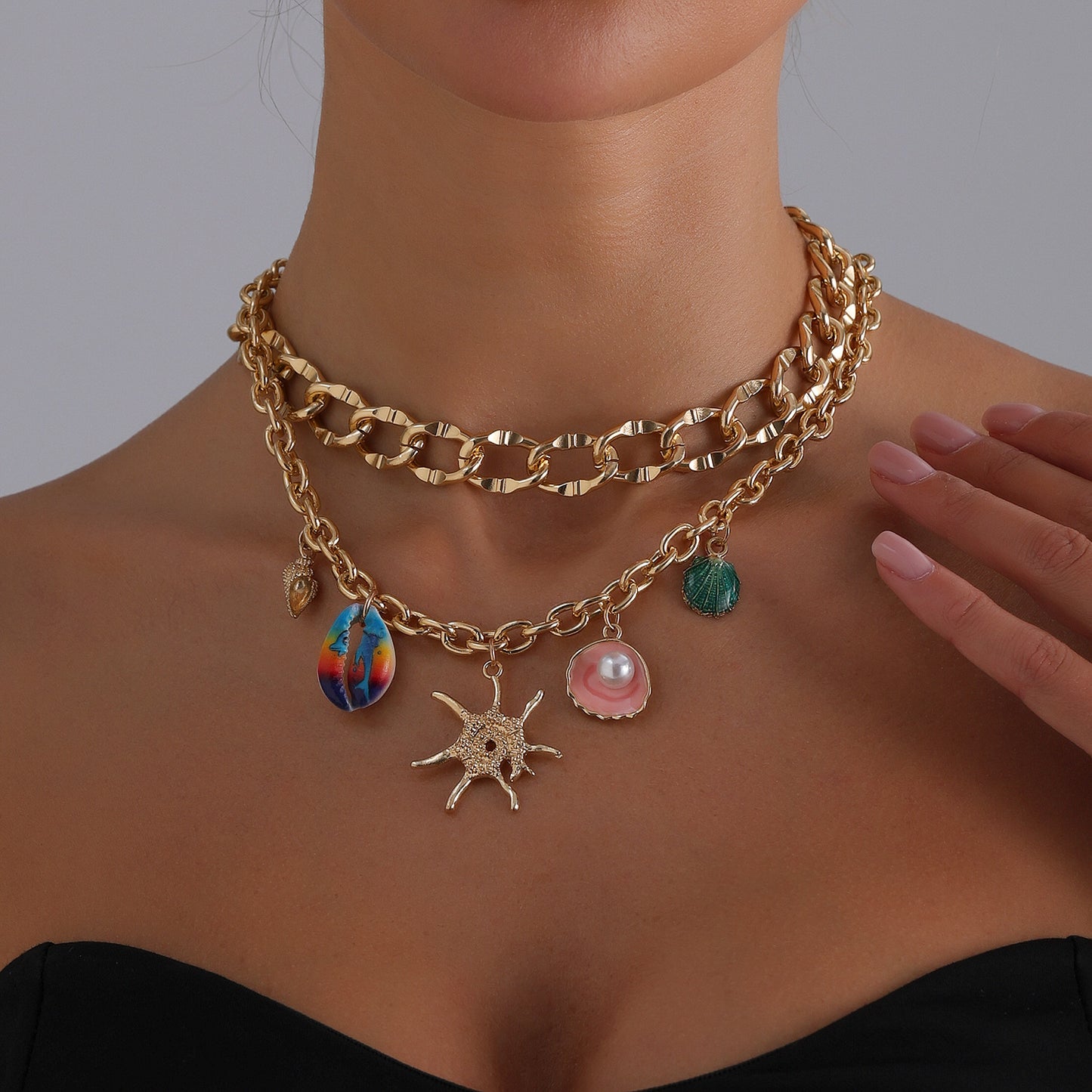 Minimalist Starfish Pendant Necklace in Alloy with Plated Finish for Women