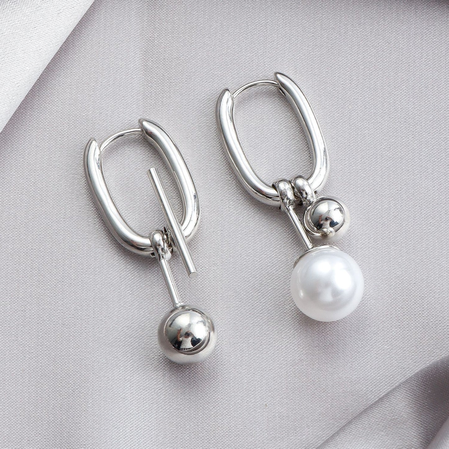Fashion Minimalist Geometric Pearl-Style Hoop Earrings with Plated Finish for Women