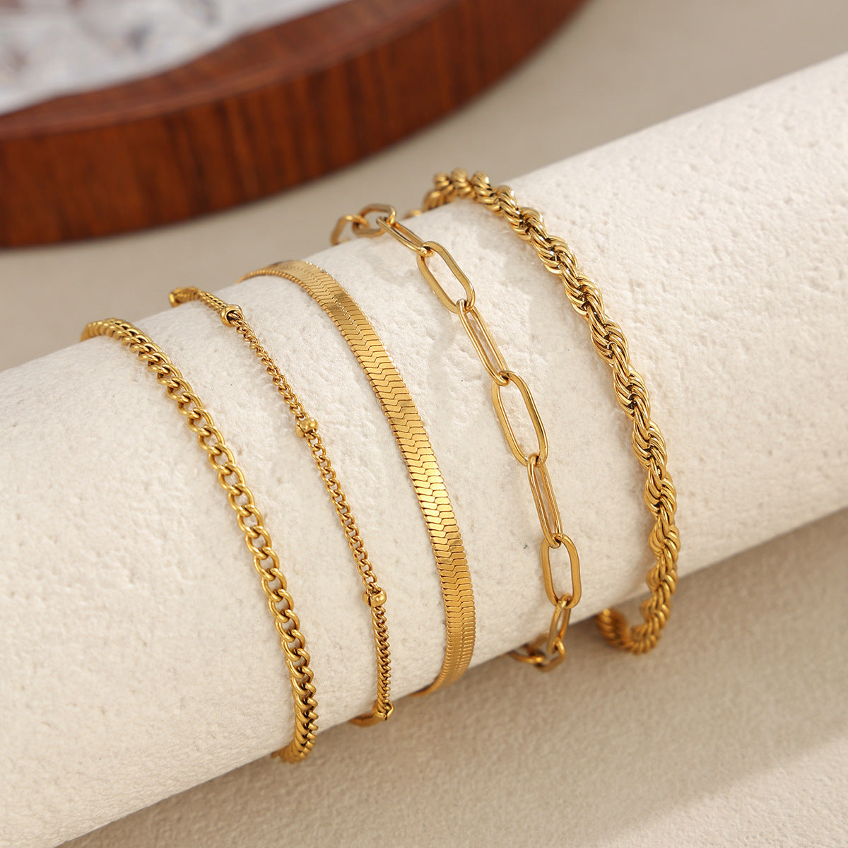 Hip-hop 18K Gold Plated Stainless Steel Geometric Rope Snake Chain Bracelet for Women