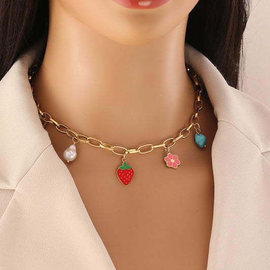 Bonito Conjunto de Collar con Colgante de Fresa para Mujer con Cadena de Acero Inoxidable y Revestimiento de Esmalte en Estilo Fresco y Dulce