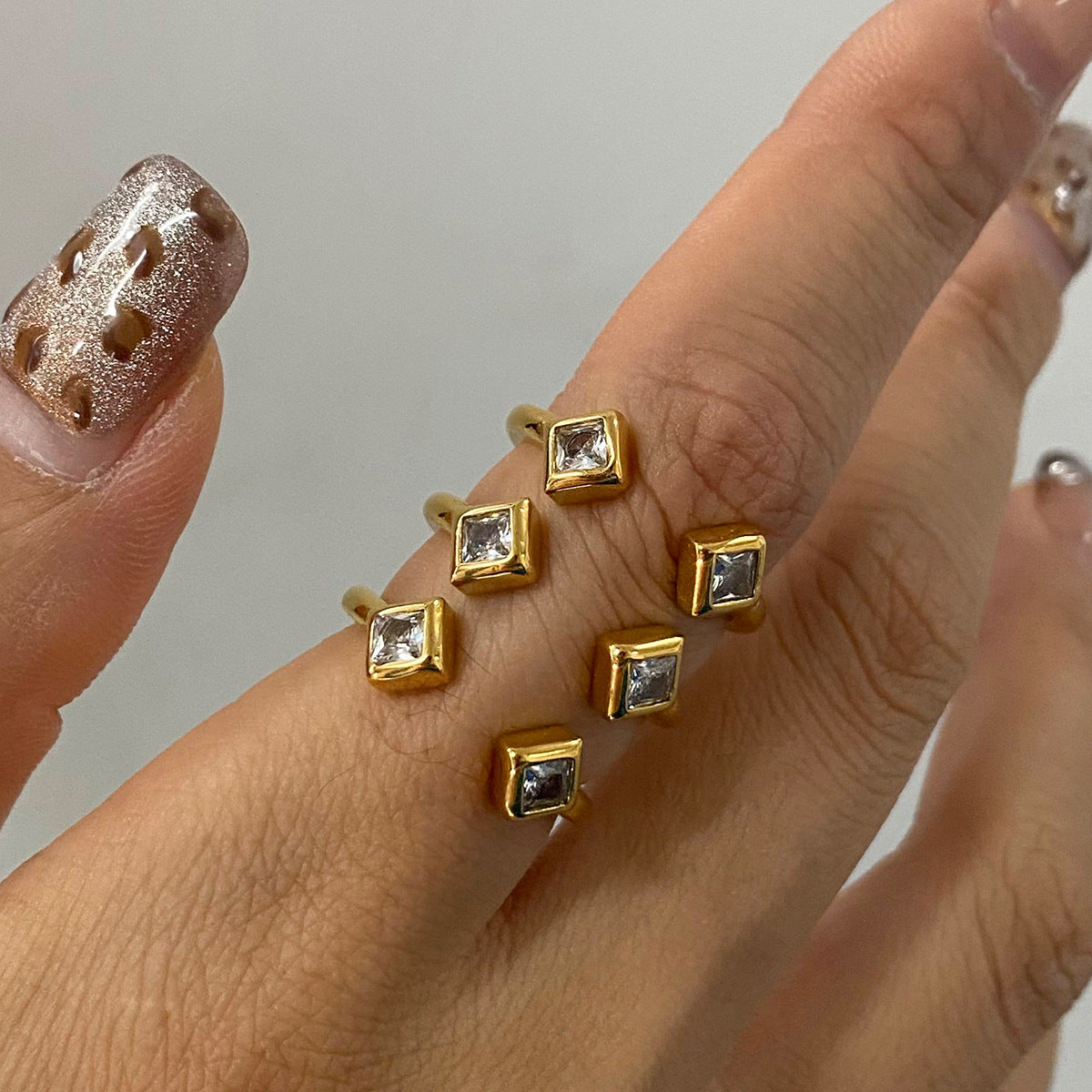 Anello geometrico in acciaio inossidabile placcato da donna