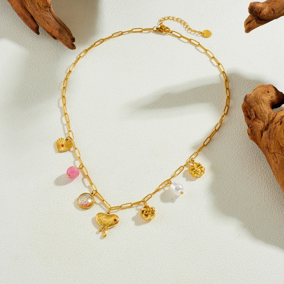 Sweet Gold Plated Rhinestone Inlaid Heart and Teardrop Floral Stainless Steel Necklace with Curb Chain
