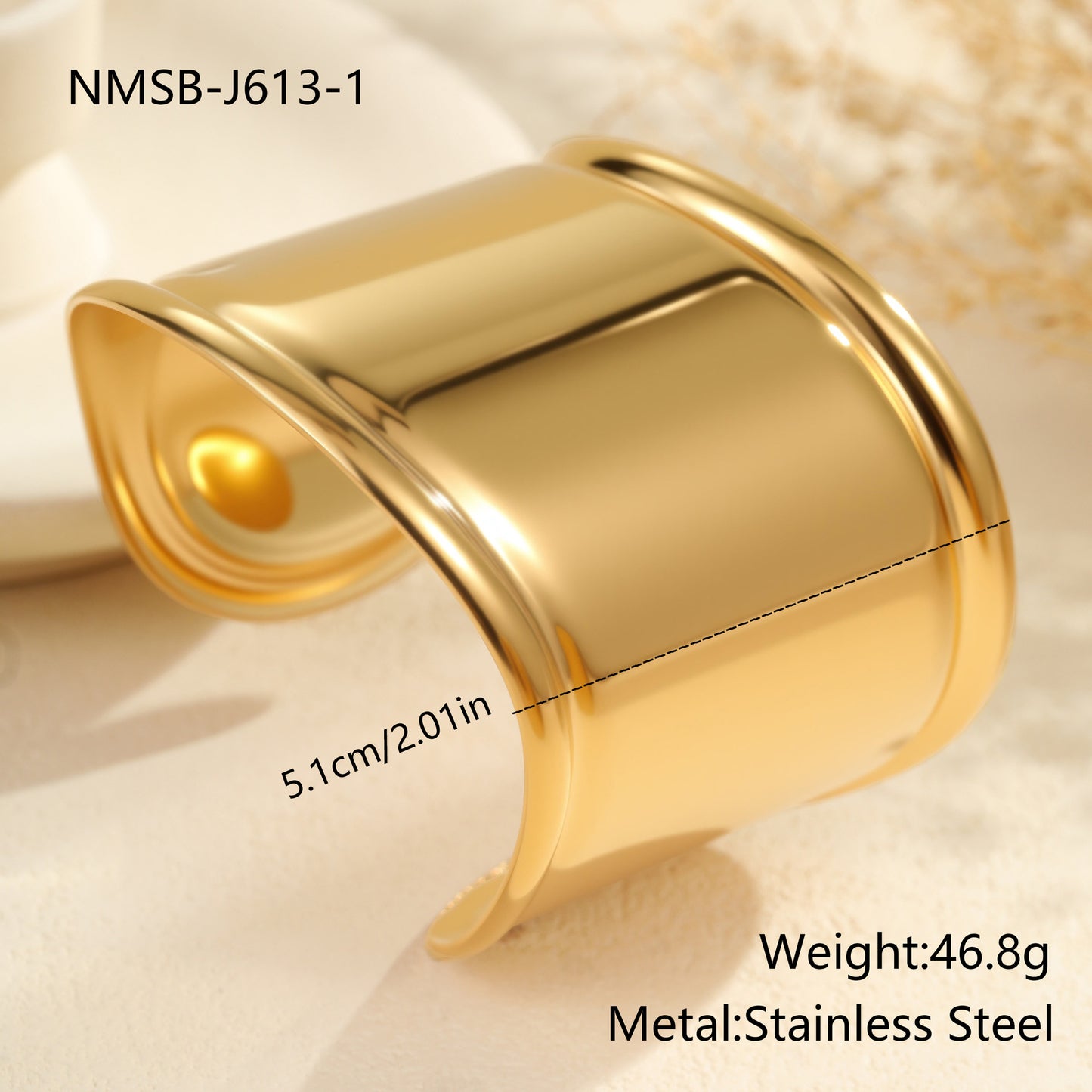 Fashionable Wave Geometric Stainless Steel Cuff Bracelet with Gold Plating for Women