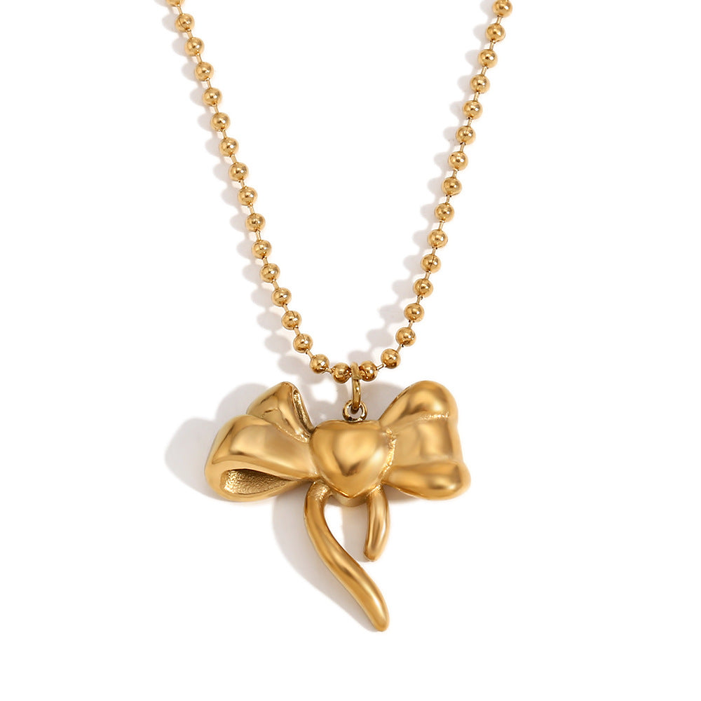 Collana con ciondolo a fiocco alla moda da donna in acciaio inossidabile con placcatura in oro 18 carati su catena di perline rotonde