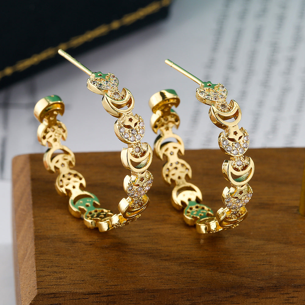 Orecchini minimalisti geometrici a stella e luna da donna in rame con placcatura in oro 18 carati e intarsio di zirconi