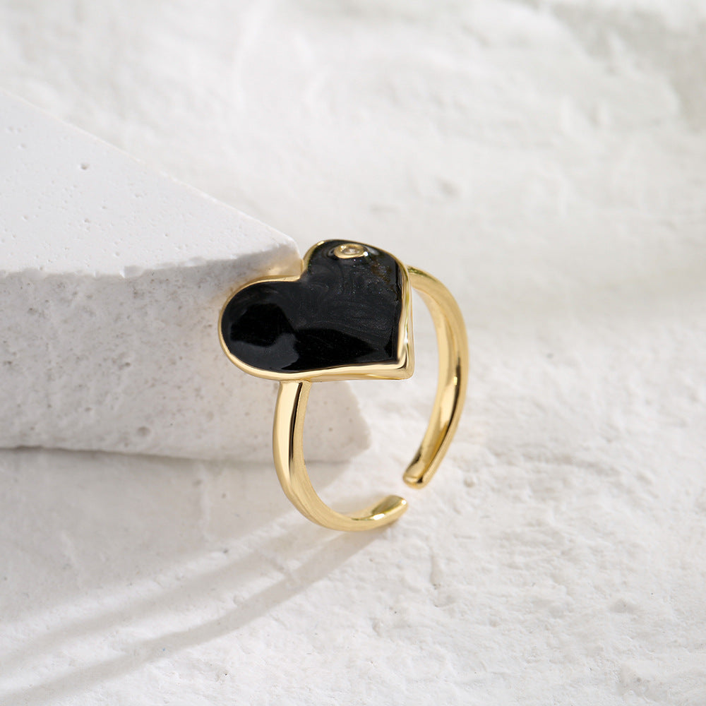 Cute Heart-Shaped Copper Ring with 18K Gold Plating and Enamel Finish for Women