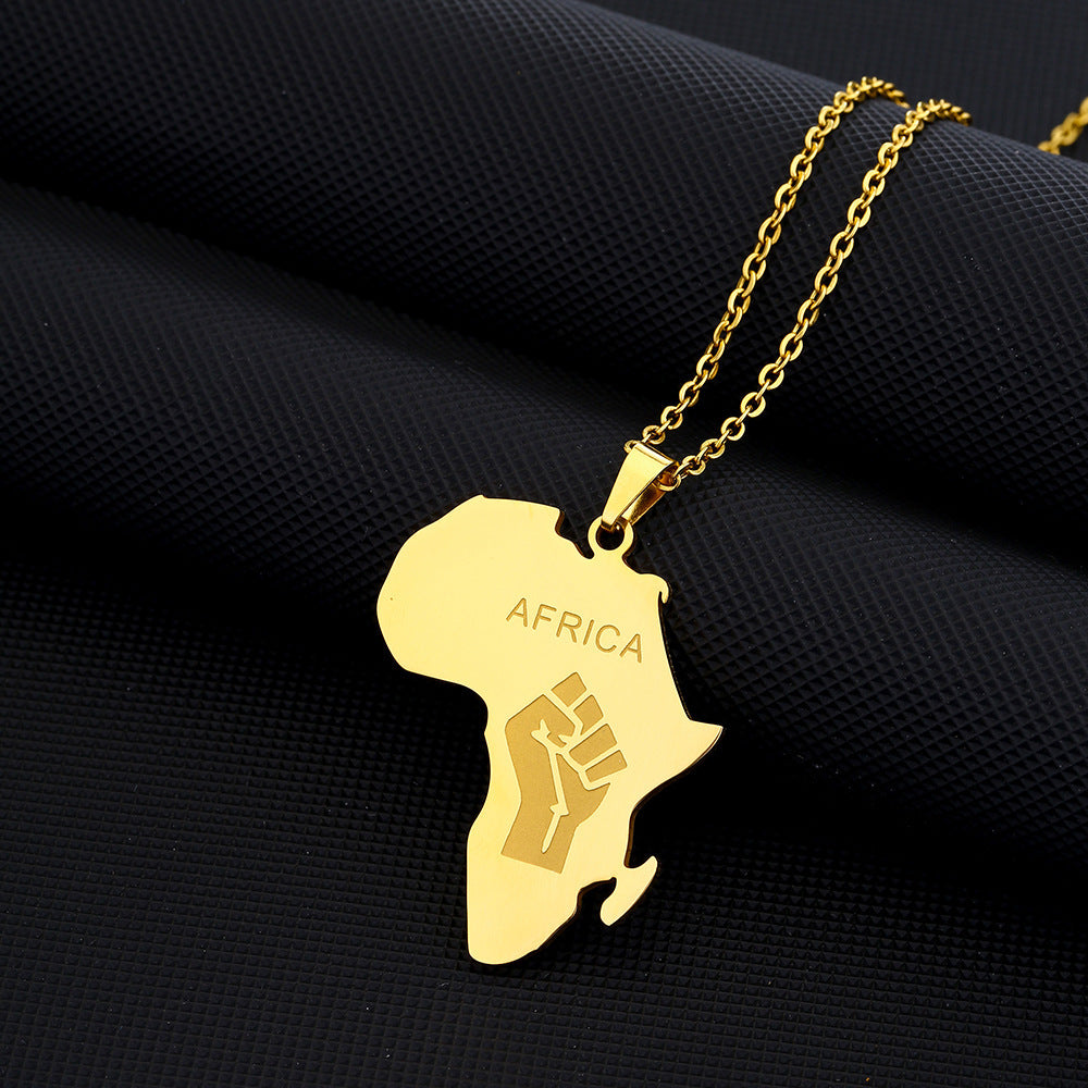 Collana con Pendente Etnico Geometrico in Acciaio al Titanio con Finitura Placcata e Catena Cubana