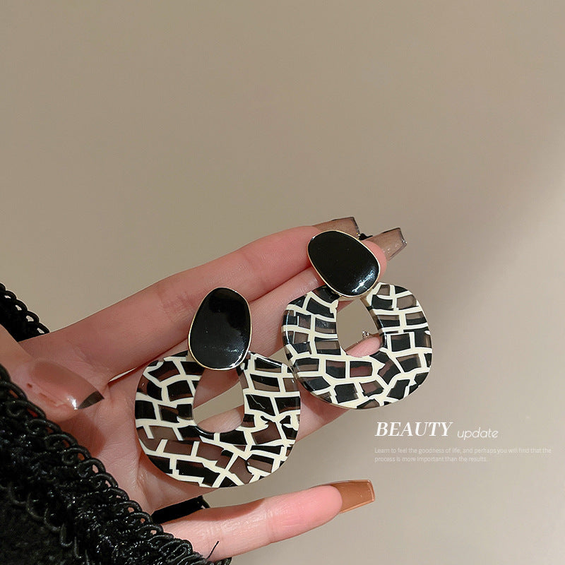 Vintage Geometric Earrings with Enamel Finish in Copper Base and Steel Posts for Women