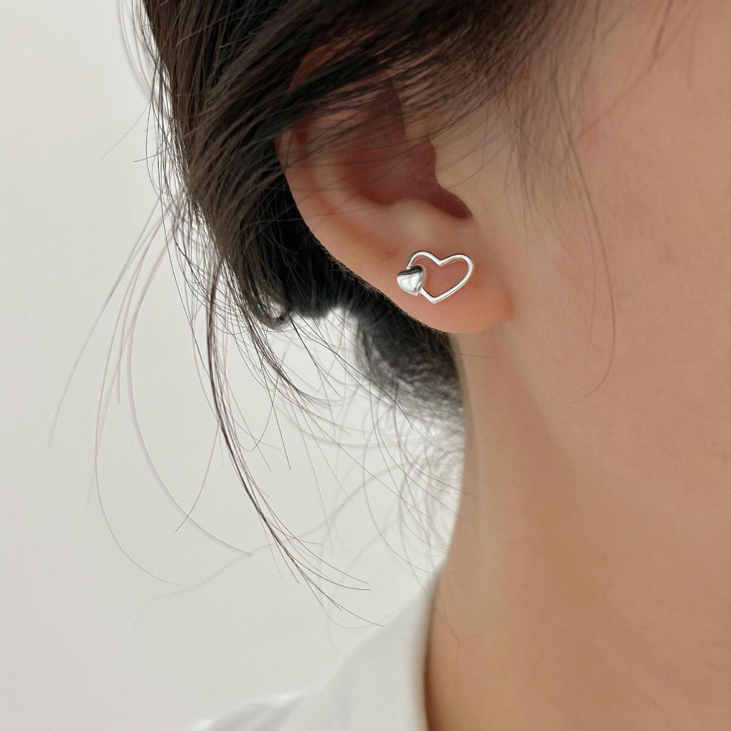 Minimalist Heart-Shaped 925 Sterling Silver Stud Earrings with Plated Finish