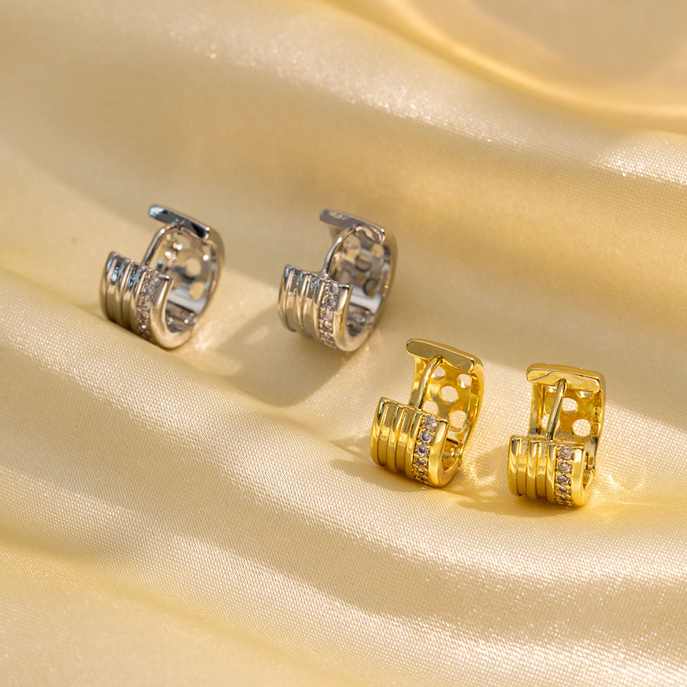 Minimalist Modern Heart-Shaped Gold-Plated Copper Earrings with Zircon Accents for Women