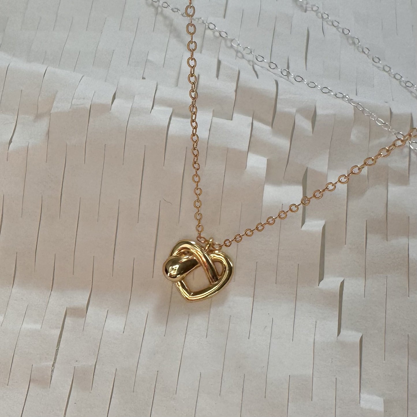 Minimalist Heart-Shaped 925 Sterling Silver Necklace with Plated Finish on Cross Chain