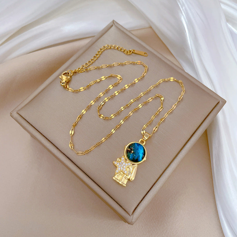 Collana Minimalista a Stella in Acciaio al Titanio con Intarsio di Strass per Donne e Uomini, Ciondolo Regolabile a Tema Astronauta su Catena in Acciaio Inossidabile