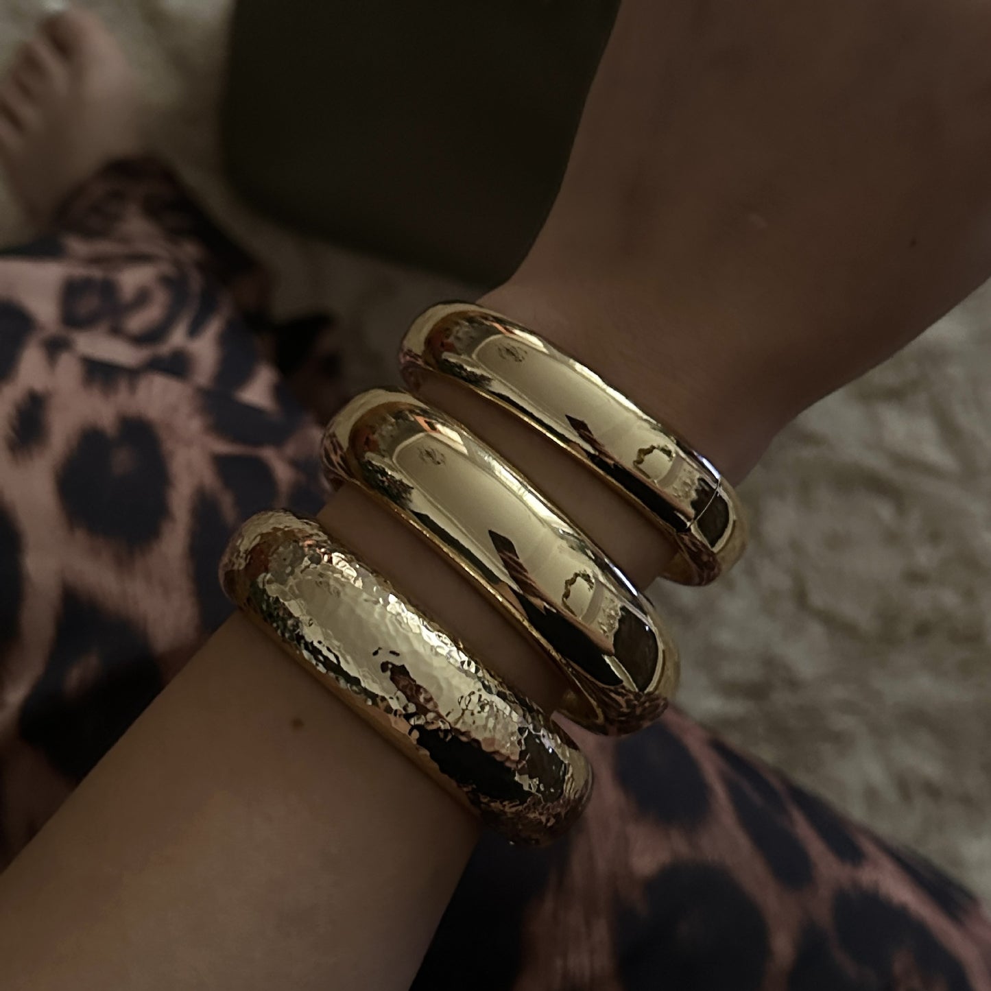 Minimalist Geometric Teardrop Plated Alloy Cuff Bracelet for Women