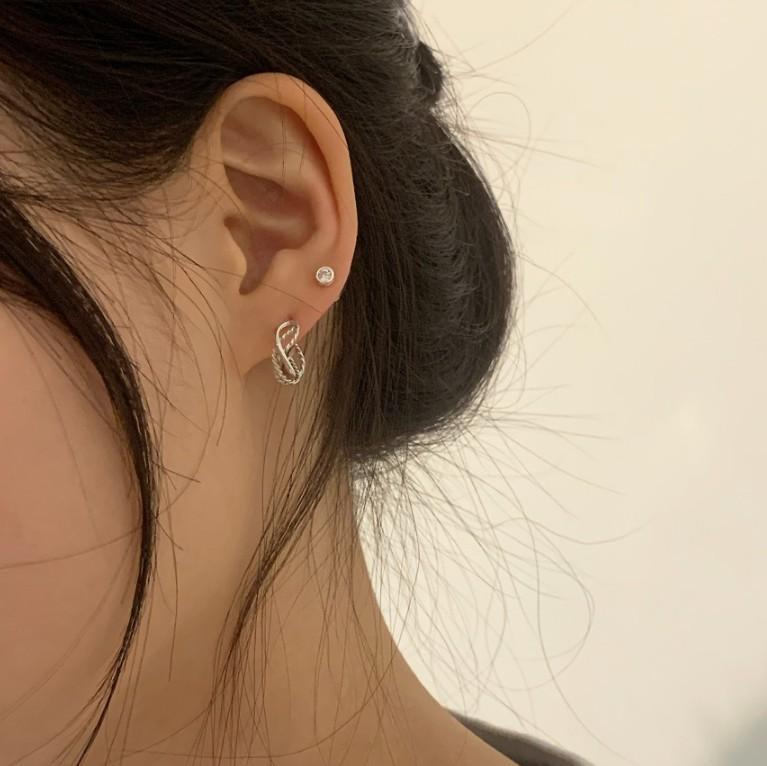 Orecchini a perno da donna in argento Sterling 925 a forma di cuore, minimalisti, a corda intrecciata