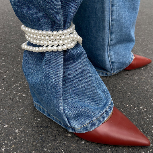 Minimalist Geometric Plastic Anklet for Women with Resin Beads and Elegant Pearl-Like Design