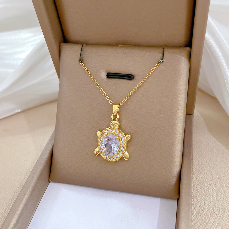Collana con ciondolo a tartaruga minimalista da donna e uomo in acciaio inossidabile con catena a serpente, intarsi in strass e design geometrico