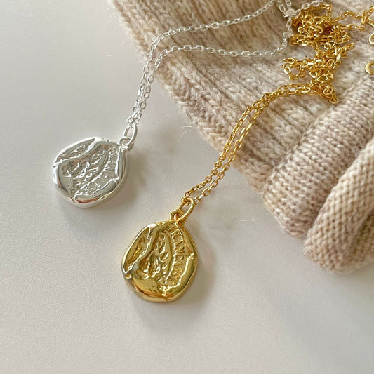 Minimalist Irregular Letter Pendant Necklace in 925 Sterling Silver with Adjustable Chain