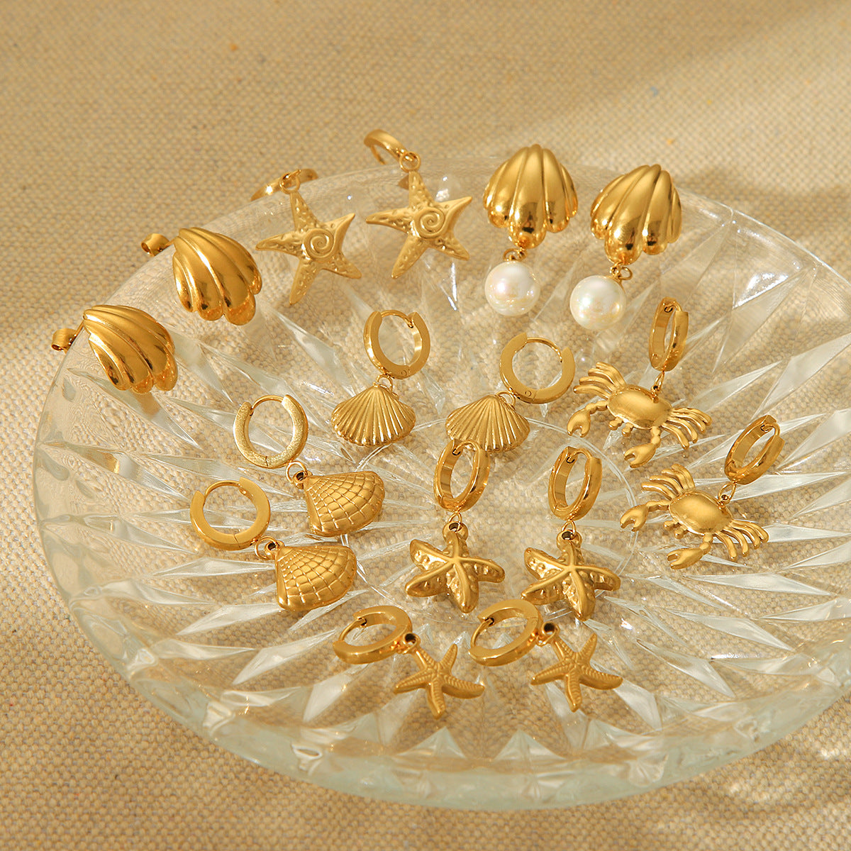 INS Style Crab and Starfish Shell-Shaped Earrings for Women in Titanium Steel with 18K Gold Plating