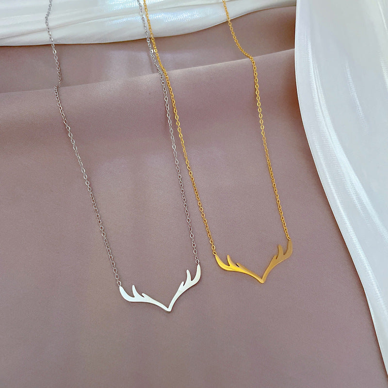 Minimalist Titanium Steel Geometric Collar Necklace Fresh and Sweet Floral Pendant