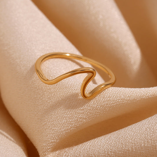 Creative Minimalist Geometric Stainless Steel Plated 18K Gold Wave Ring for Women