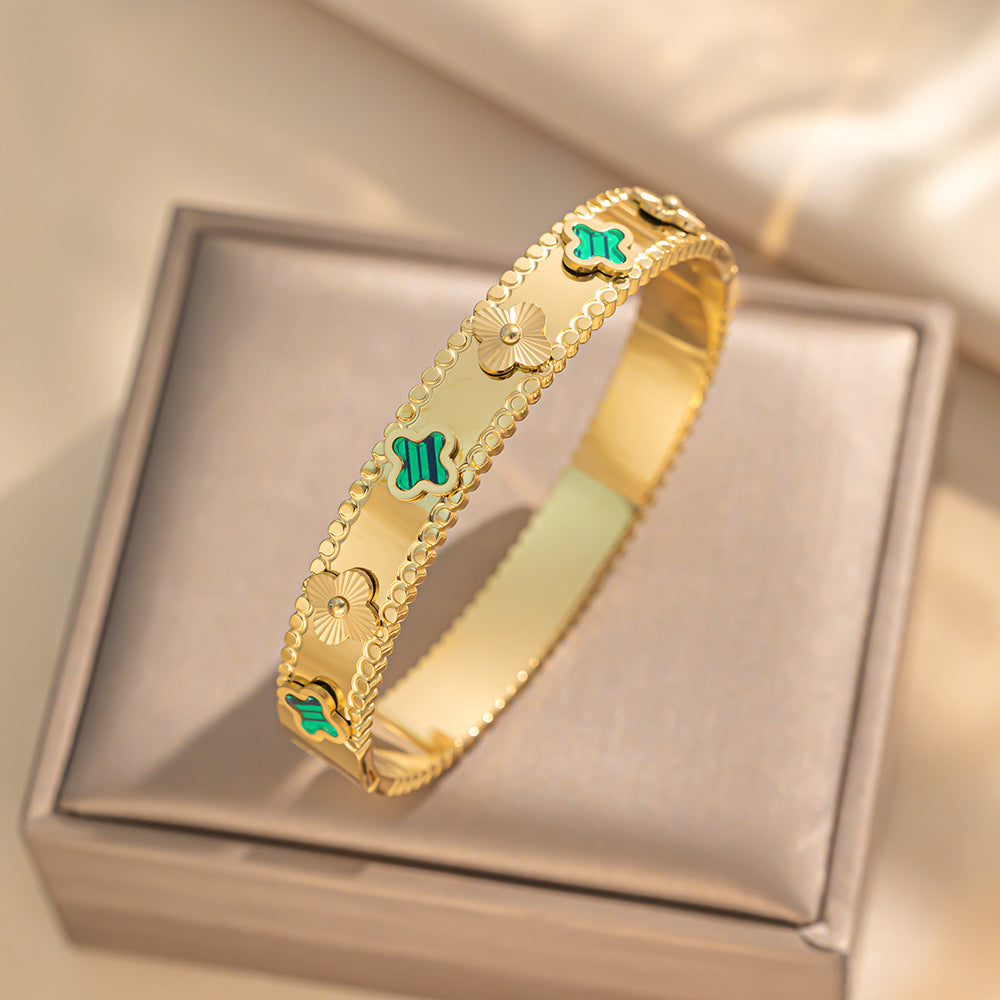 Bracciale Minimalista in Acciaio Inossidabile da Donna con Placcatura in Acciaio al Titanio e Intarsio di Strass a Forma Geometrica Ovale