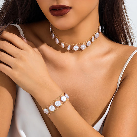 Collar Gargantilla Minimalista Geométrico Plano Redondo de Imitación de Perlas para Mujer con Cadena de Cobre Bañado y Estilo de Cadena O