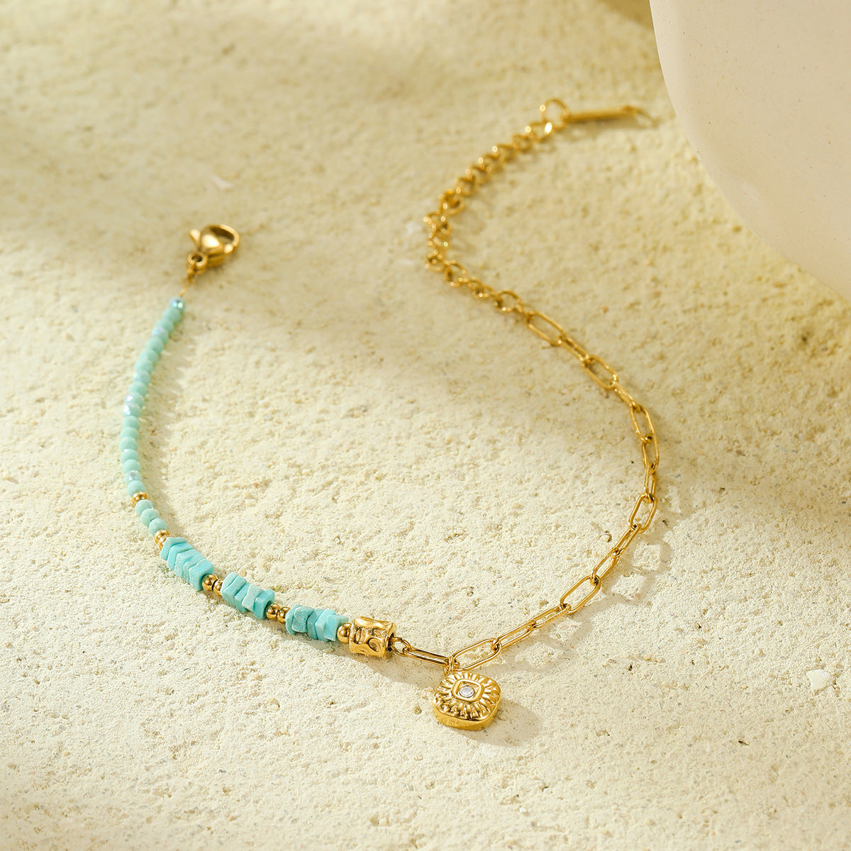 Fashionable Minimalist Square Geometric Beaded Bracelet in Stainless Steel with Zircon Inlay Adjustable for Women