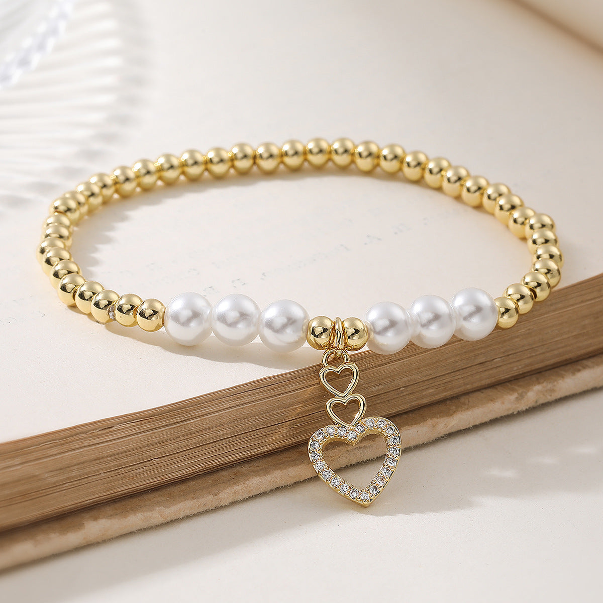 Elegant 18K Gold Plated Heart Geometric Stainless Steel Brass Pearl Cubic Zirconia Bracelet for Women