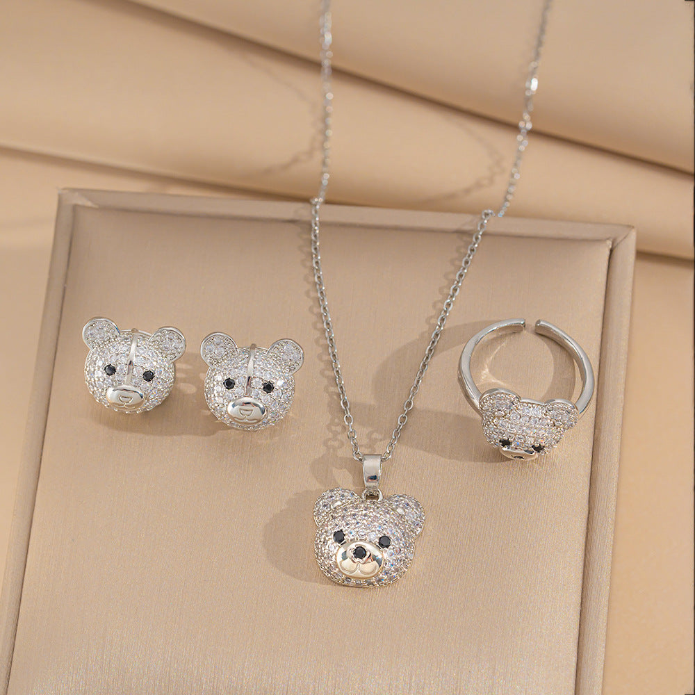Collana Pendente Orso Carino Minimalista da Donna in Acciaio al Titanio con Catena a Serpente, Intarsi in Strass e Design Geometrico