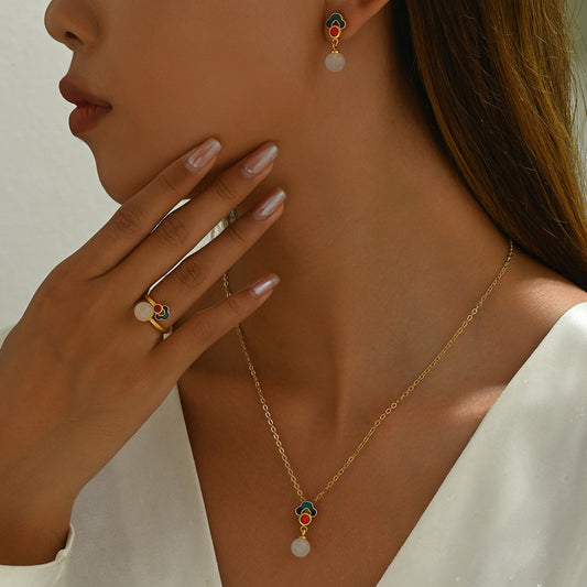 Set di collana, orecchini e anello in rame con motivo geometrico a nuvola, stile cinese retrò, intarsiato con gemme artificiali placcate oro