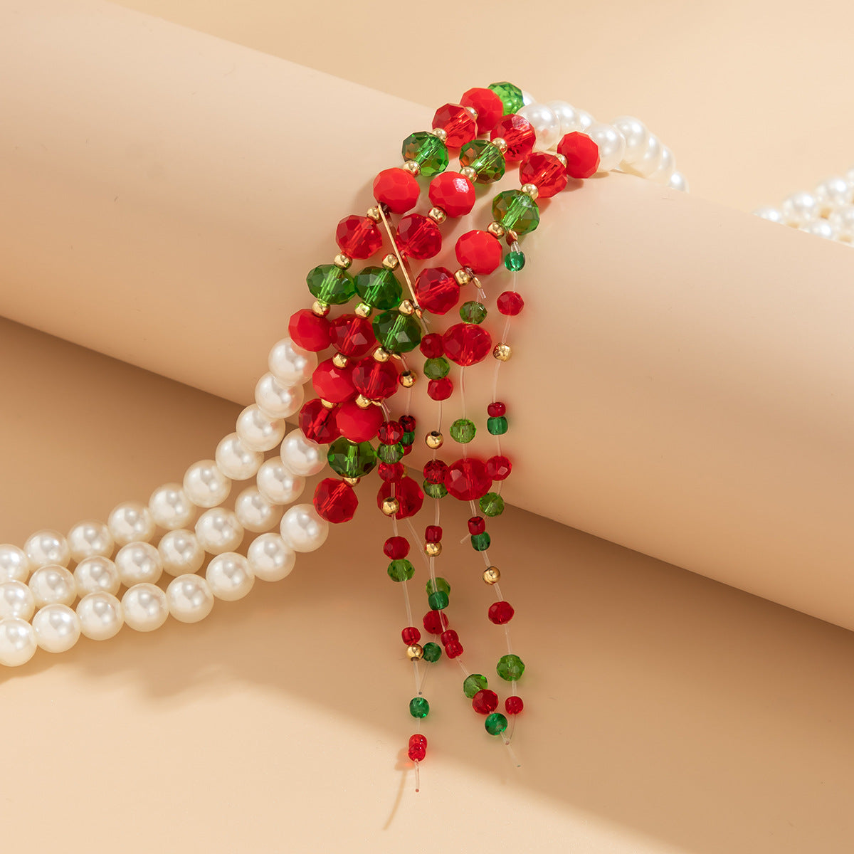 Gargantilla gótica vintage de varias capas con cuentas estilo perla, forma geométrica y detalles de borlas para mujer