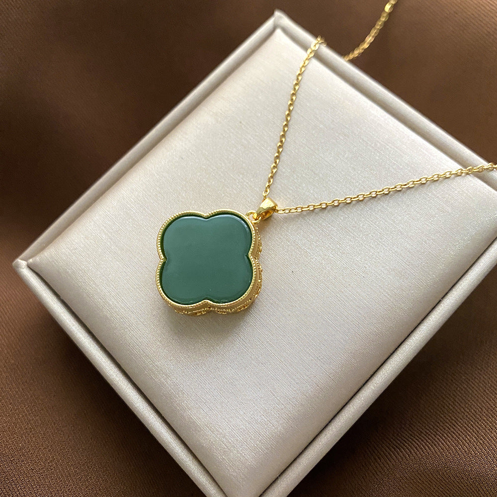 Collana con Ciondolo Floreale Minimalista per Donne e Uomini in Acciaio al Titanio con Catena a Serpente, Finitura Galvanizzata e Design Irregolare