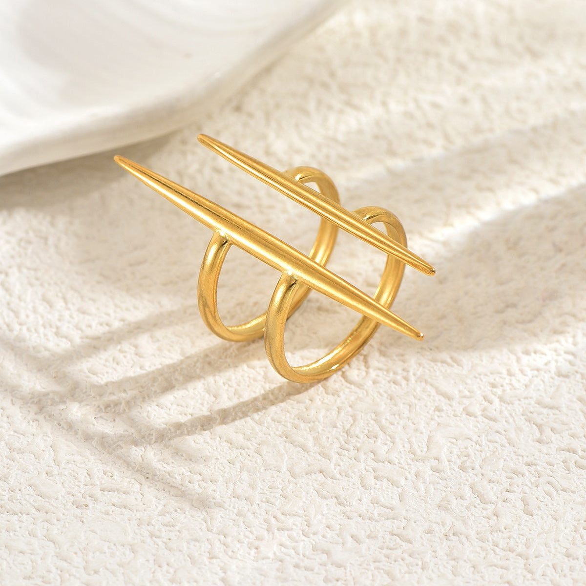 Anello Minimalista Geometrico a Forma di Labbro da Donna in Lega di Zinco con Finitura Placcata, Fascia Regolabile alla Moda e Versatile