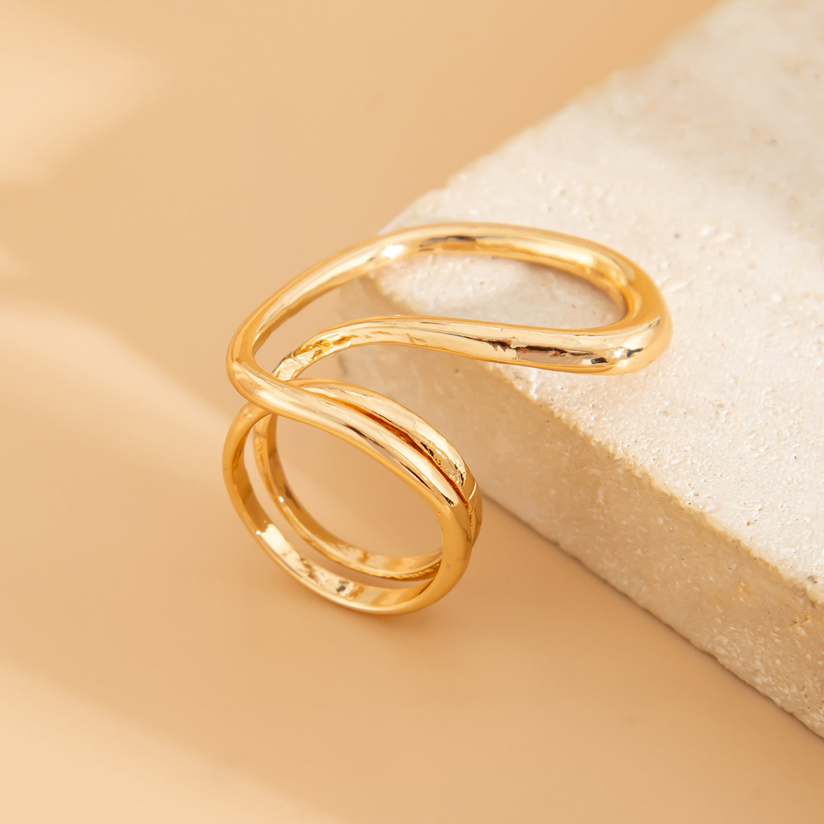 Luxury Geometric Zinc Alloy Plated Spring Cuff Bracelet Set