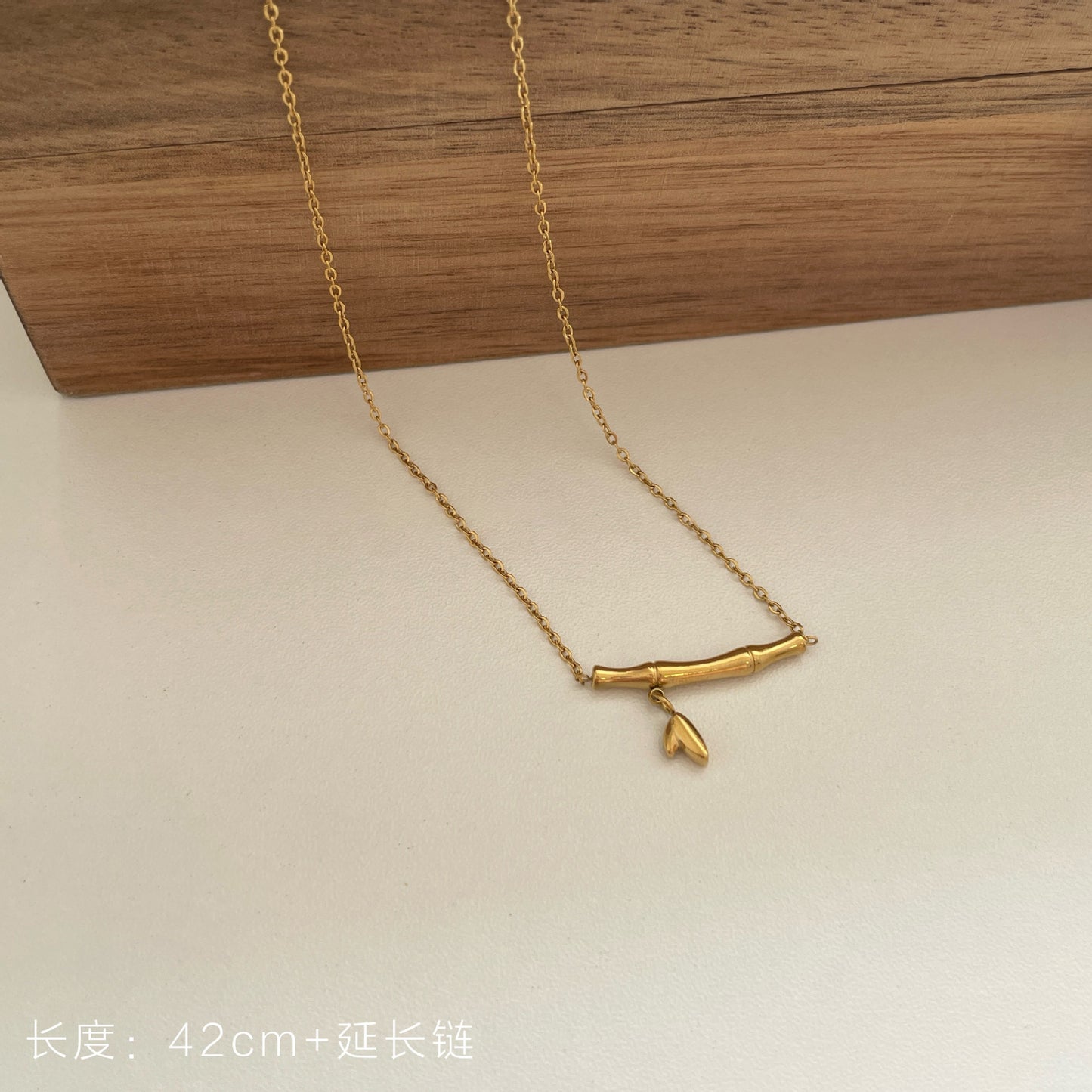 Minimalist Geometric Titanium Steel Necklace with Gold Plating for Layering Delicate Clavicle Chain