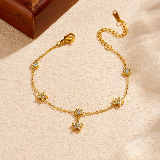 Minimalist Gold Plated Stainless Steel Star Rhinestone Pendant Bracelet for Women