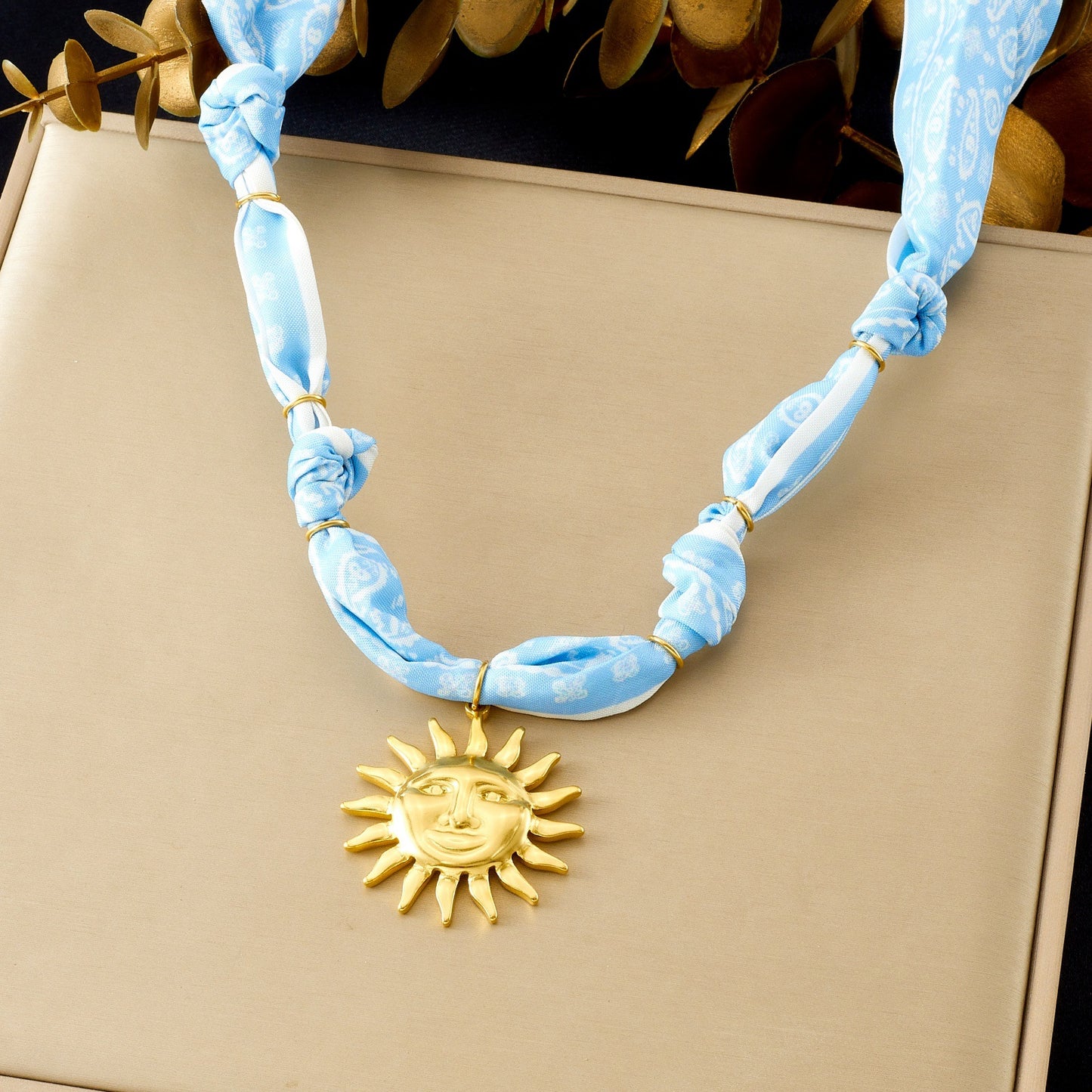 Elegant Gold Plated Stainless Steel Drip Oil Floral Ribbon Pendant Necklace for Women