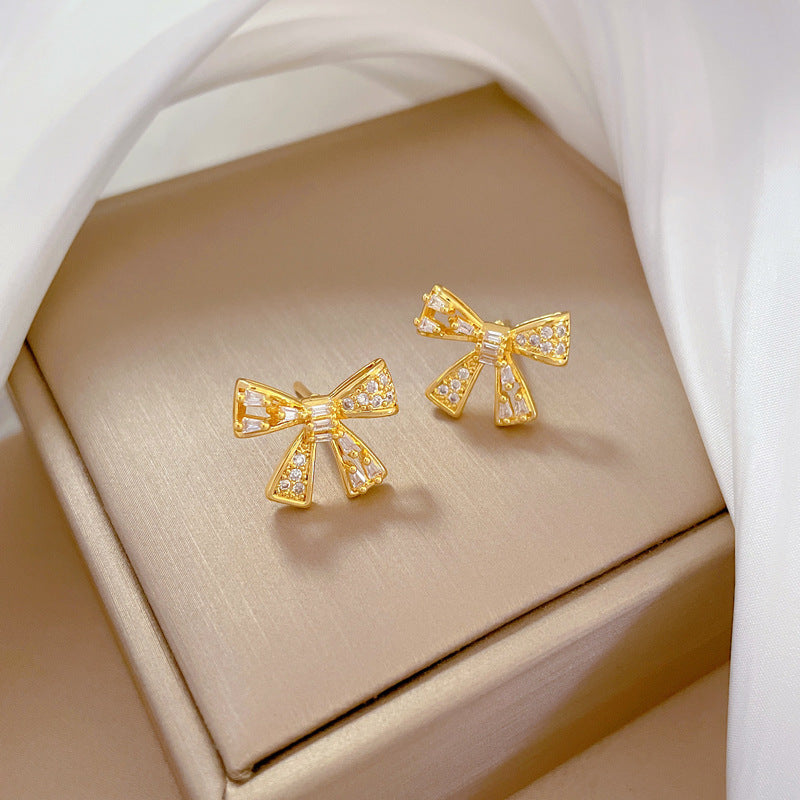 Geometric Stud Earrings for Women with Plated Copper Design, Elegant Long Tassel Drop Earrings, Sweet Style Jewelry