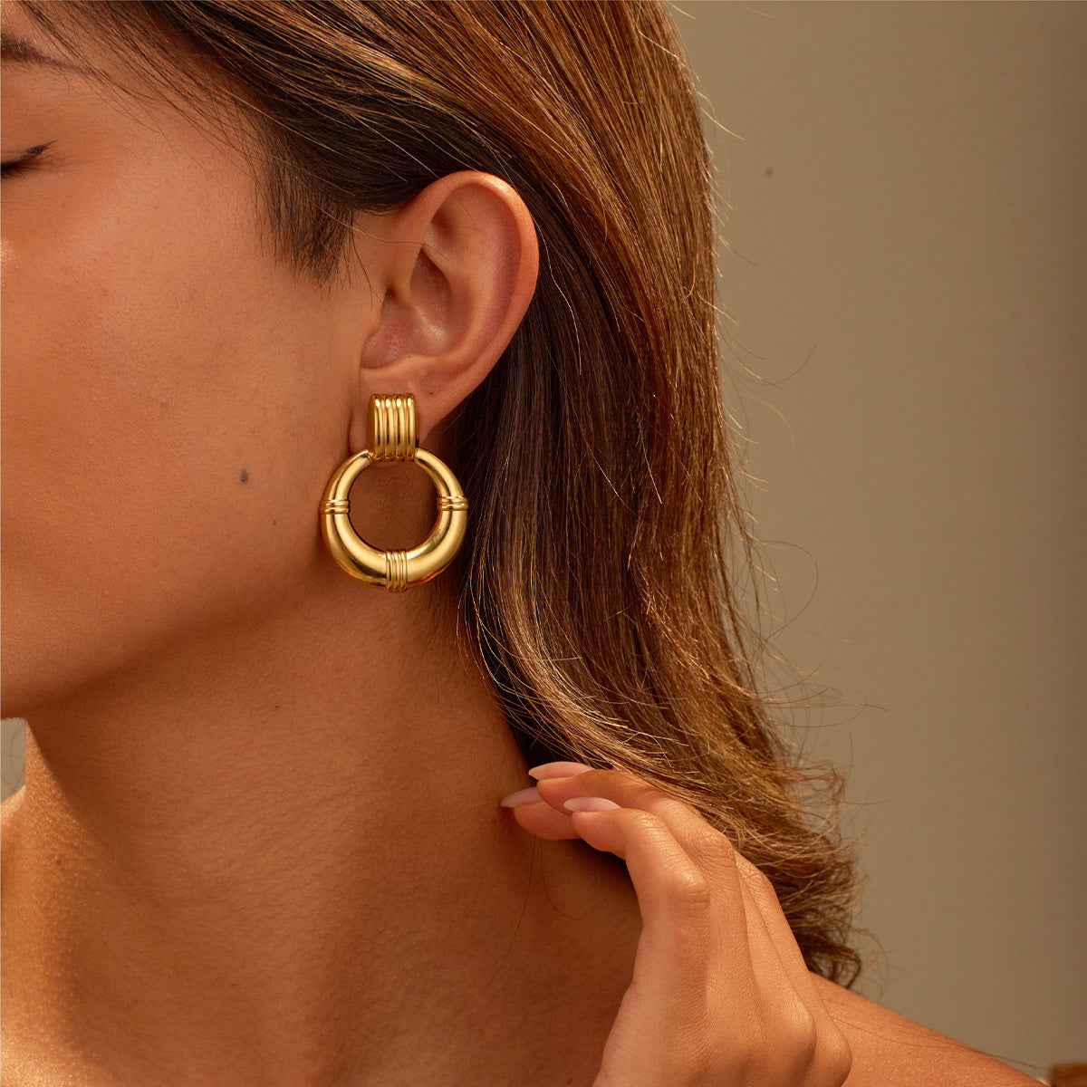 Orecchini a Cerchio Minimalisti Geometrici in Acciaio Inossidabile con Placcatura in Oro 18K da Donna