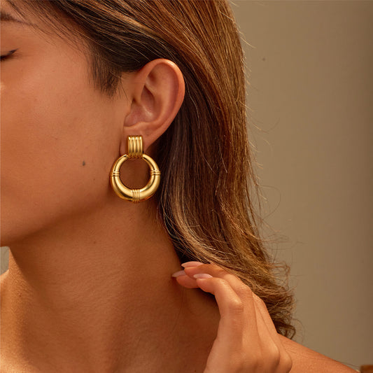 Pendientes de Aro Minimalistas Geométricos de Acero Inoxidable con Baño de Oro de 18K para Mujer
