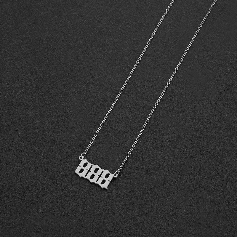 Collana con Ciondolo Numero Fortunato alla Moda per Donna in Acciaio Inossidabile e Acciaio al Titanio con Finitura Placcata Stile Catena Snake Design Numerico Minimalista