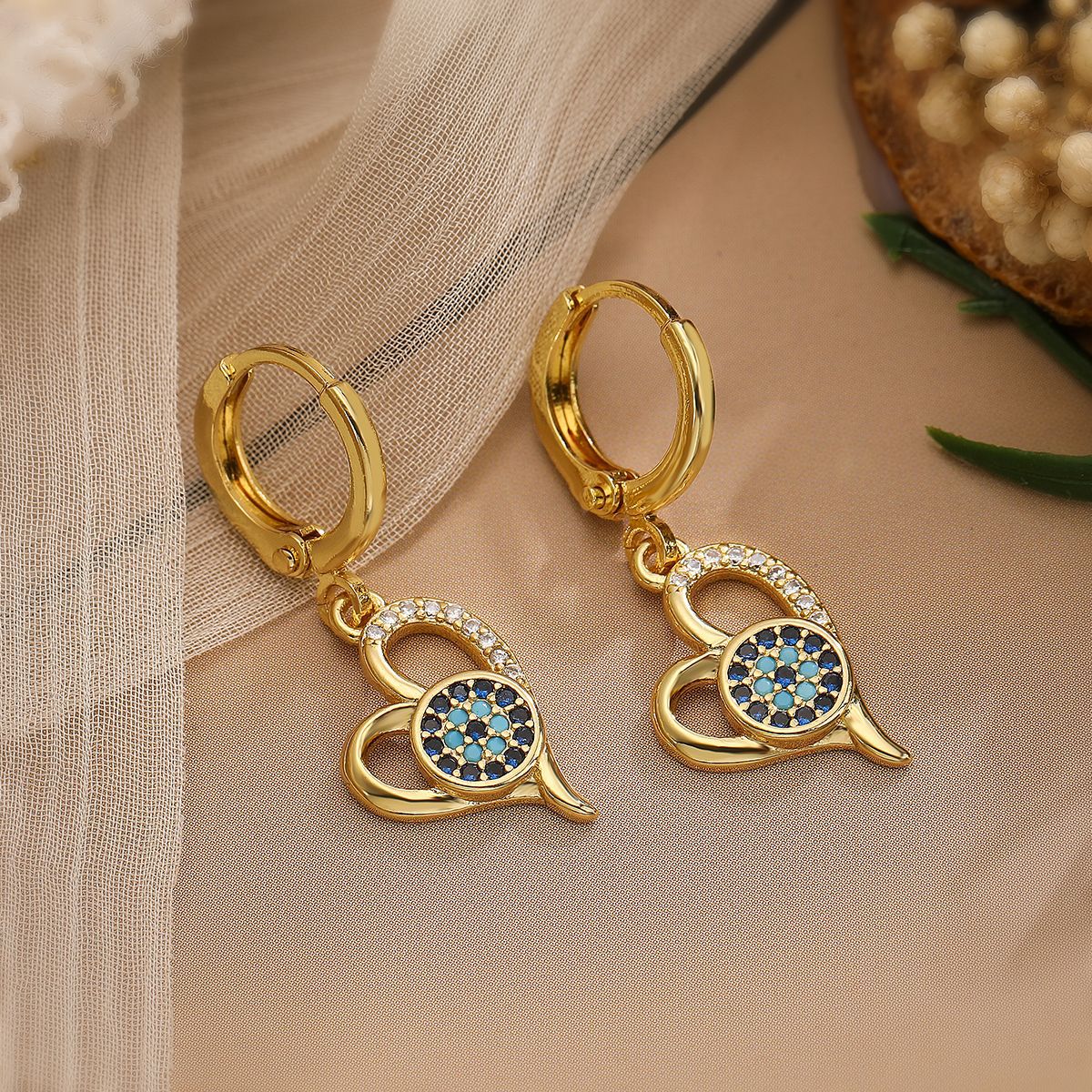 Set di collana e orecchini a cuore con ciondolo a occhio turco, in rame placcato oro 18 carati e zirconi cubici, da donna